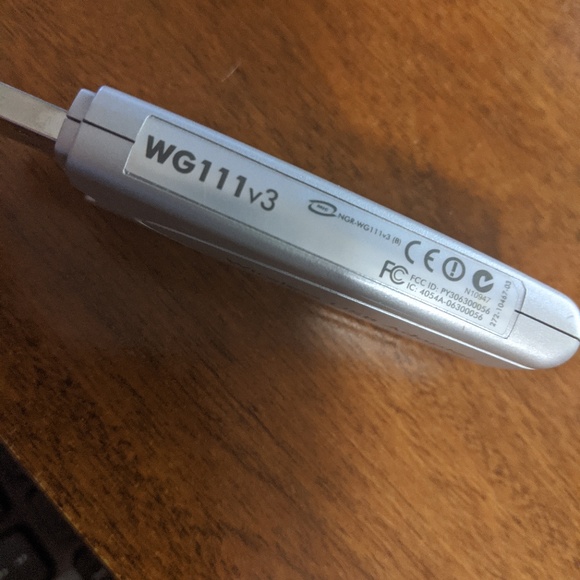 Netgear 802.11b/g Wireless Adapter/bundle - Picture 3 of 5